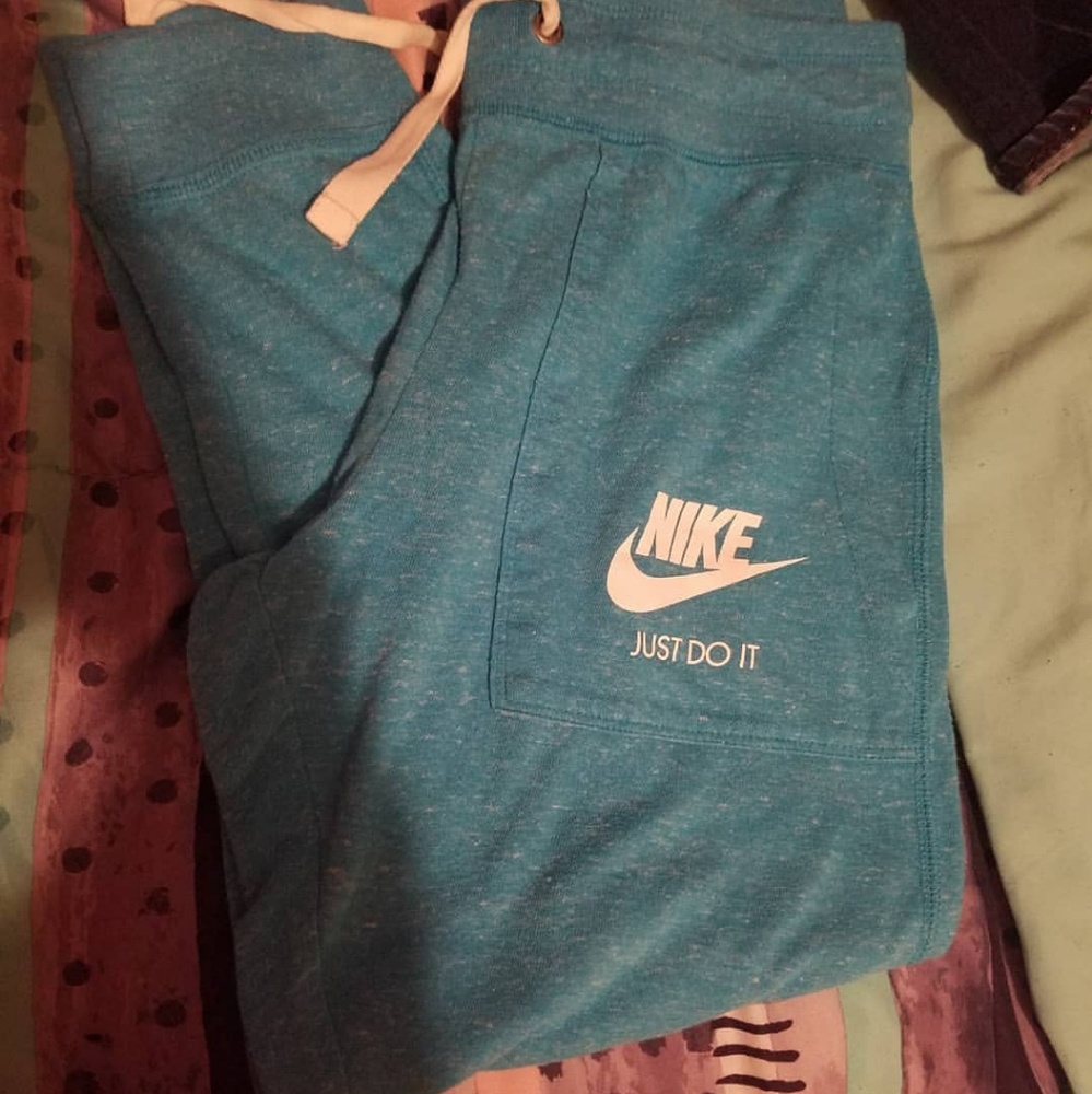 Nike joggers